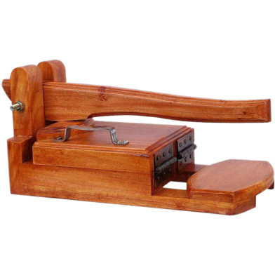 Close-up of smooth wooden texture of roti board