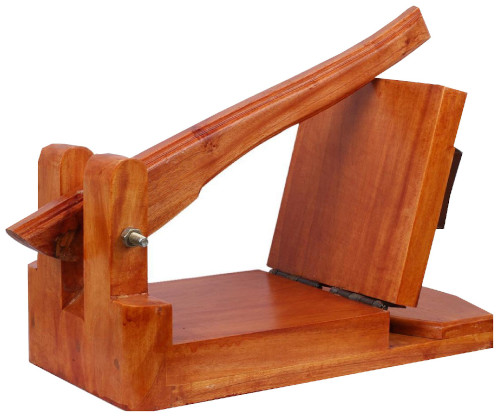 Square Shape Wooden Roti Maker - Image 3